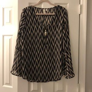 Flare sleeved blouse
